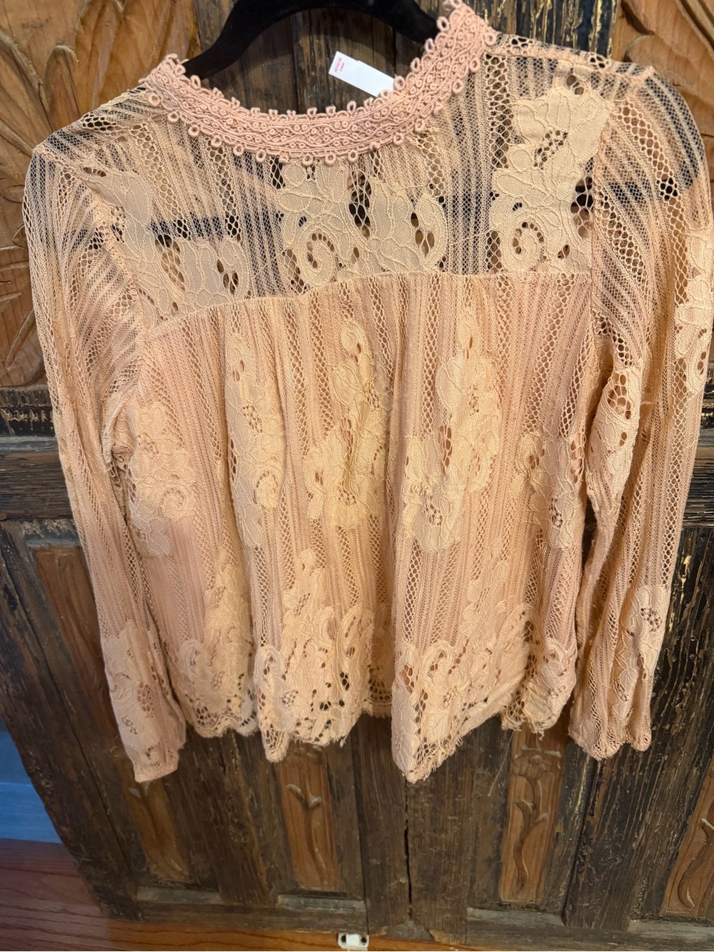 Xhilaration Blush Lace Long-Sleeve Peasant Top